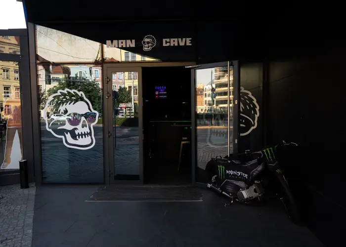 Man Cave Wrocław – zdjęcie 27